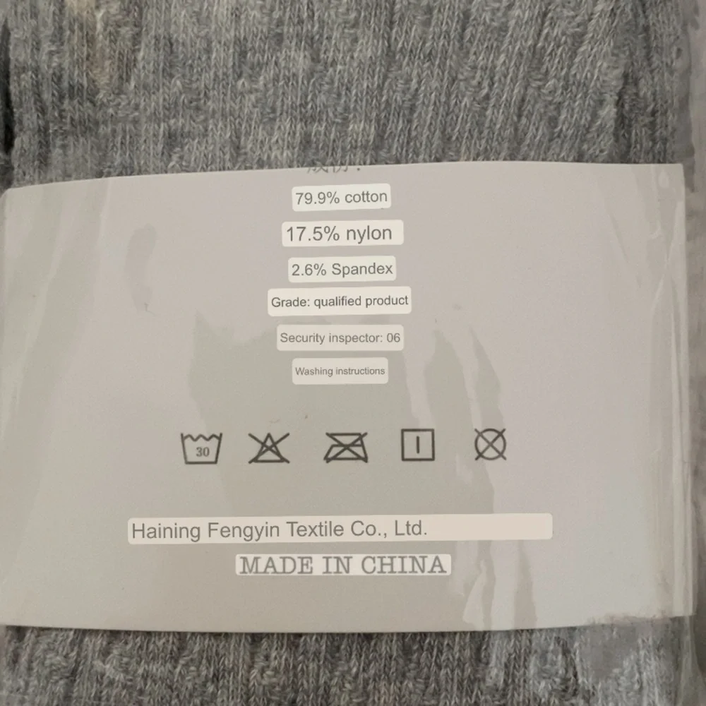 NWT little girl Gray ribbed stocking tights